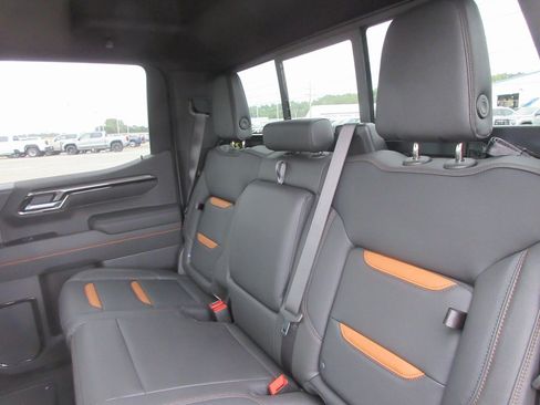 New 2026 GMC Sierra 1500 AT4 w/ AT4 Premium Package image 15