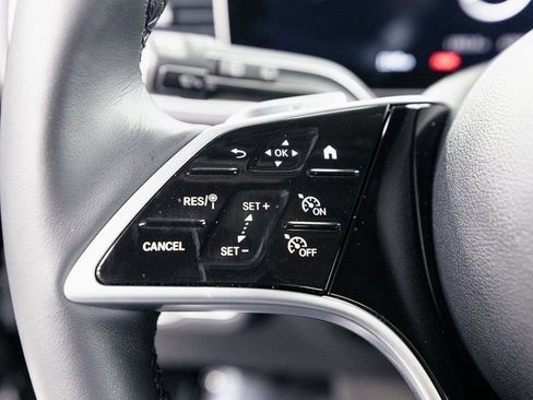 Certified 2026 Mercedes-Benz GLE 350 4MATIC image 11