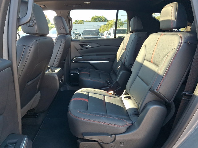 Used 2026 Chevrolet Traverse RS AWD/4WD image 17