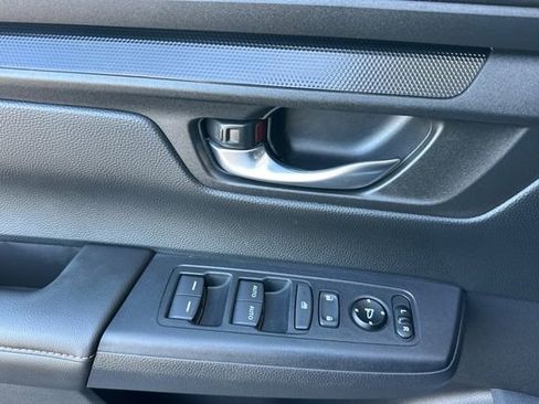 Certified 2025 Honda CR-V Sport image 10