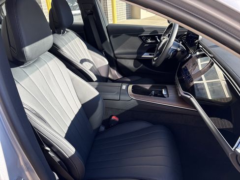 Used 2024 Mercedes-Benz E 350 E 350 image 33