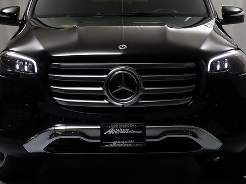 Certified 2025 Mercedes-Benz GLS 450 4MATIC image 6
