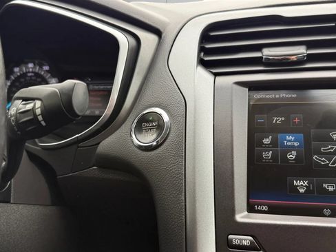 Used 2016 Ford Fusion Titanium FWD image 36