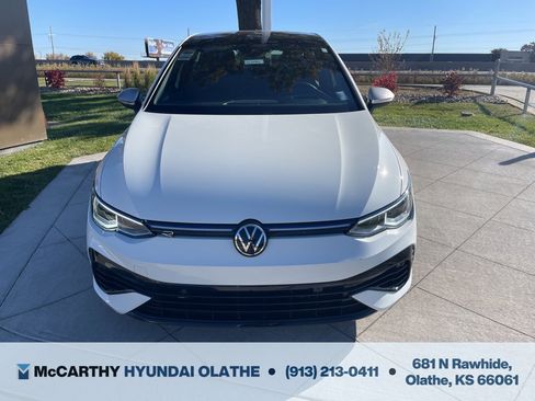 Used 2022 Volkswagen Golf R image 12