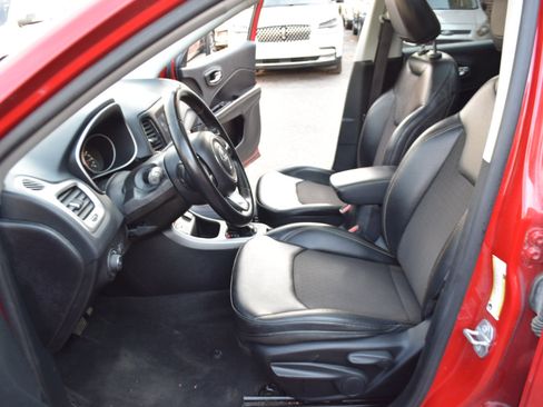 Used 2020 Jeep Compass Latitude w/ Popular Equipment Group image 19