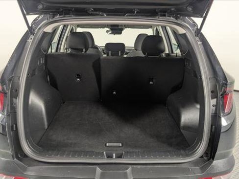 Used 2022 Hyundai Tucson SE image 14