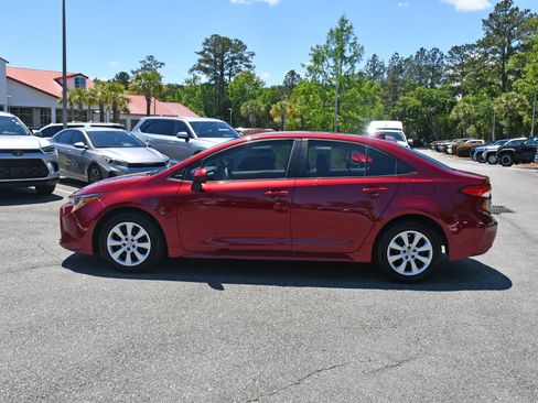 Certified 2024 Toyota Corolla LE FWD image 2