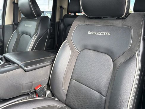Used 2019 RAM 1500 Laramie image 23