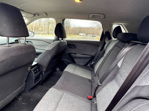 Used 2021 Nissan Rogue S AWD/4WD image 33