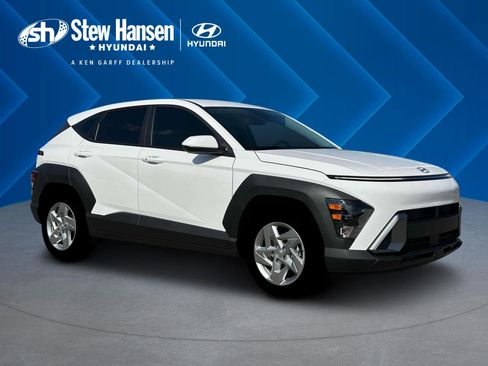 New 2026 Hyundai Kona SE image 11