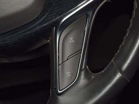 Used 2024 Cadillac XT5 Premium Luxury w/ Technology Package image 40