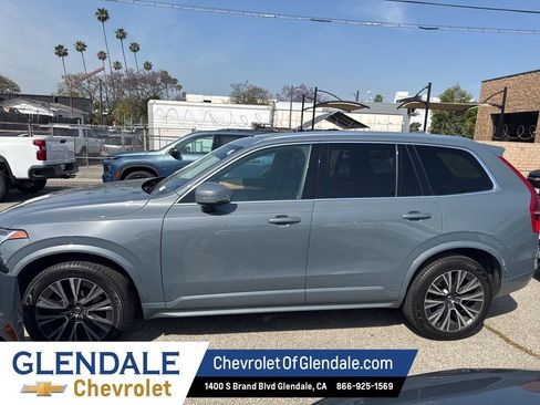 Used 2021 Volvo XC90 T5 Momentum w/ Advanced Package image 2
