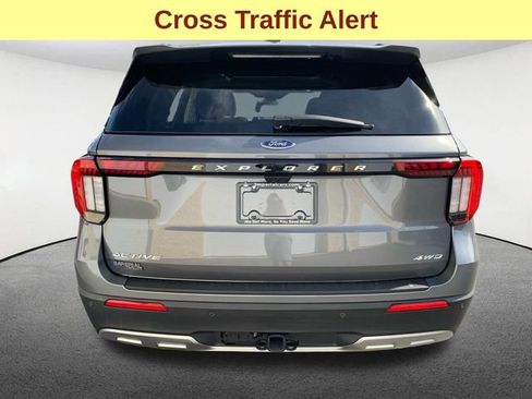 Certified 2025 Ford Explorer Active w/ Active Comfort Package image 12