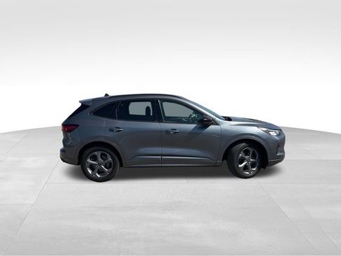 Used 2023 Ford Escape ST-Line w/ Tech Pack #1 FWD image 7