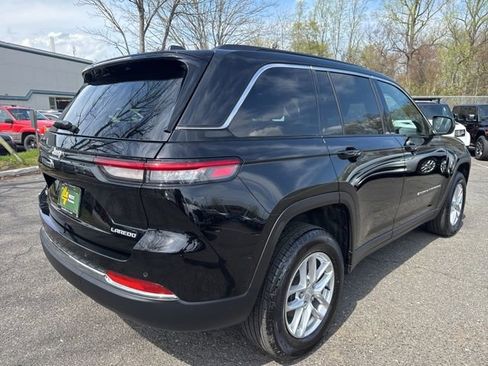 Used 2025 Jeep Grand Cherokee Laredo X image 18