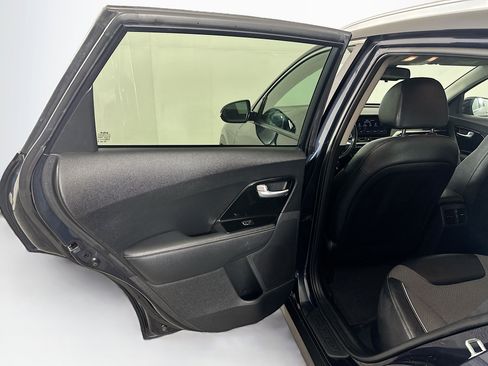 Used 2022 Kia Niro EX w/ Cold Weather Package image 27