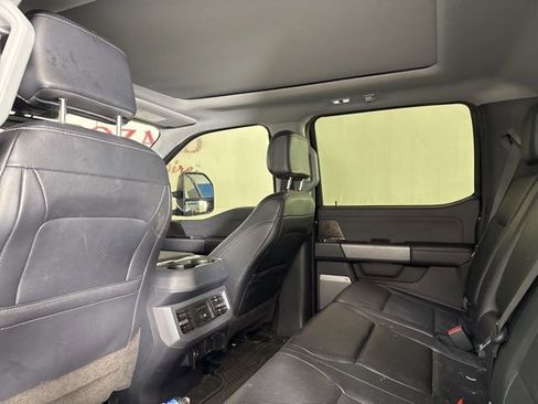 Used 2023 Ford F350 Lariat w/ Tow Technology Package image 14