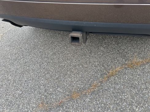 Used 2014 Volkswagen Touareg VR6 image 6