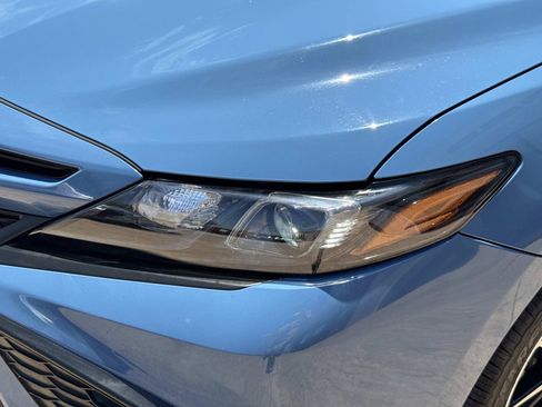 Used 2024 Toyota Camry SE FWD image 8
