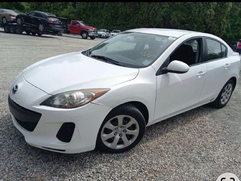 Used 2012 MAZDA MAZDA3 i Sport image 4