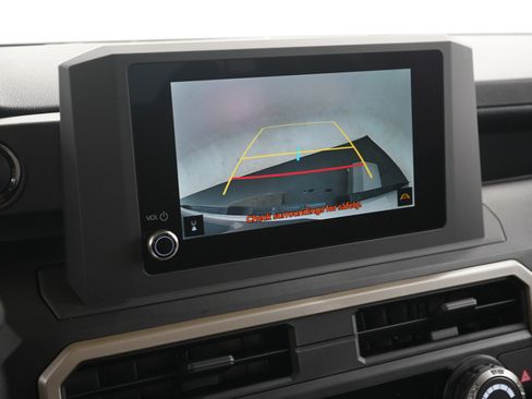 Certified 2025 Toyota Tacoma SR image 26