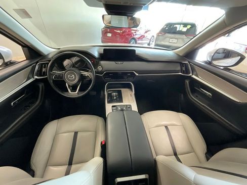 Used 2024 MAZDA CX-90 3.3 Turbo w/ Preferred Plus AWD/4WD image 8