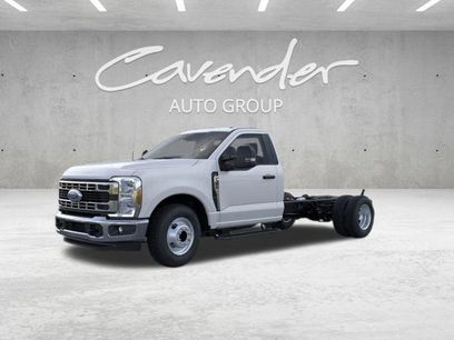 New 2025 Ford F350 XL w/ XL Chrome Package