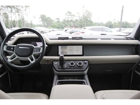 Used 2024 Land Rover Defender 110 S AWD/4WD image 13