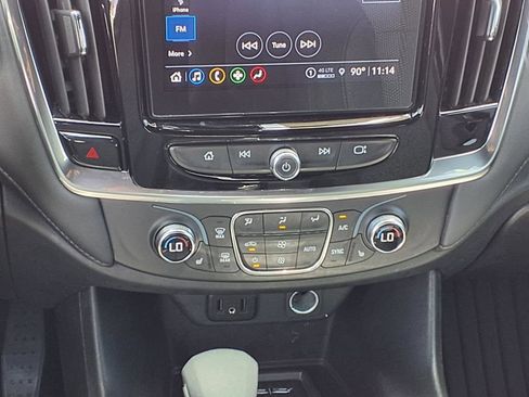 Used 2023 Chevrolet Traverse LT FWD image 16