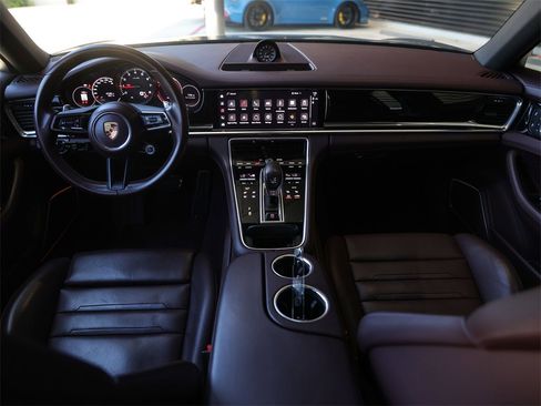 Certified 2022 Porsche Panamera 4S w/ Premium Package image 36
