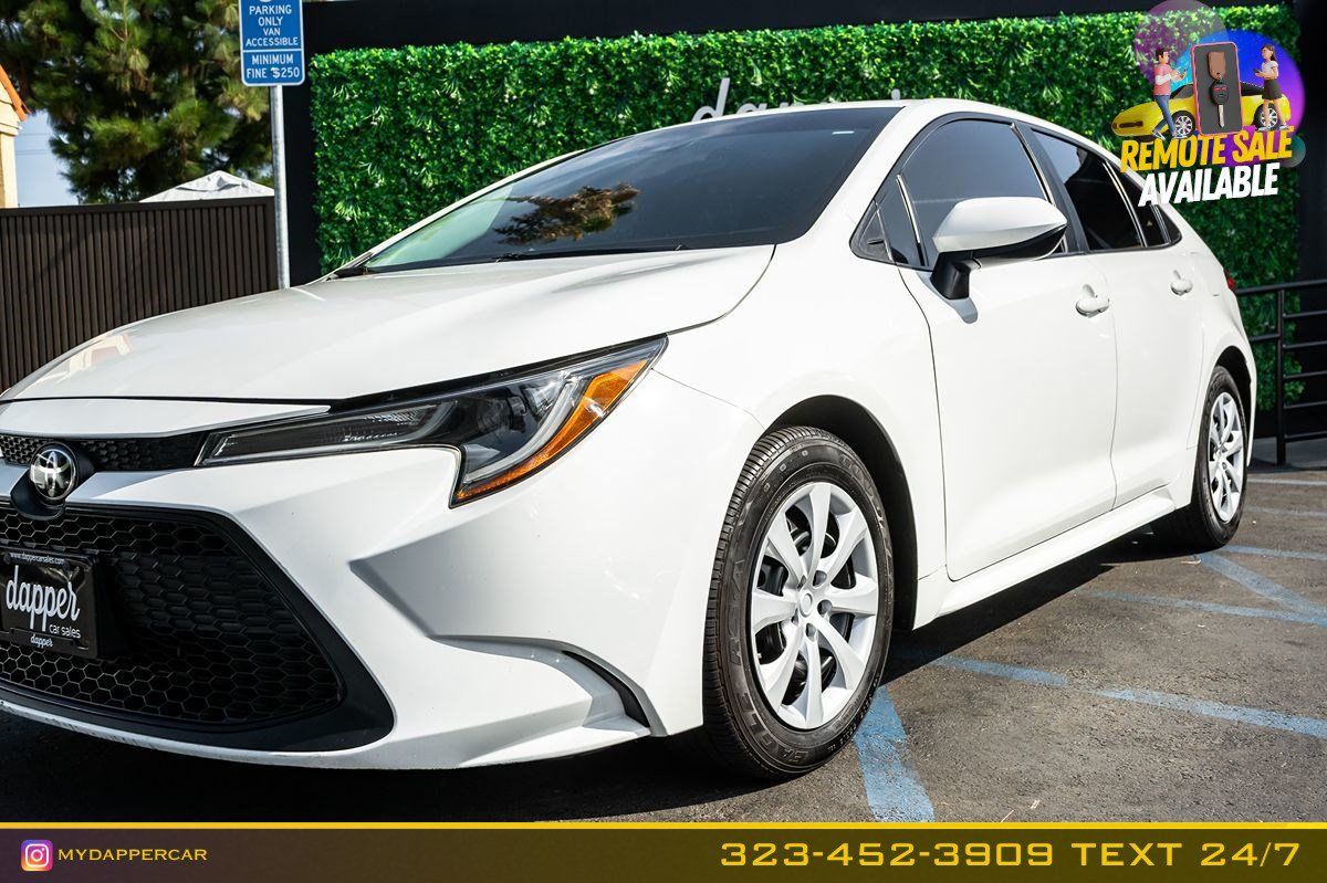 Used 2022 Toyota Corolla LE FWD image 2