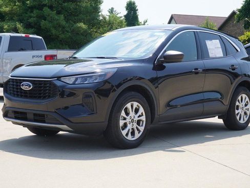 Used 2023 Ford Escape Active AWD/4WD image 7