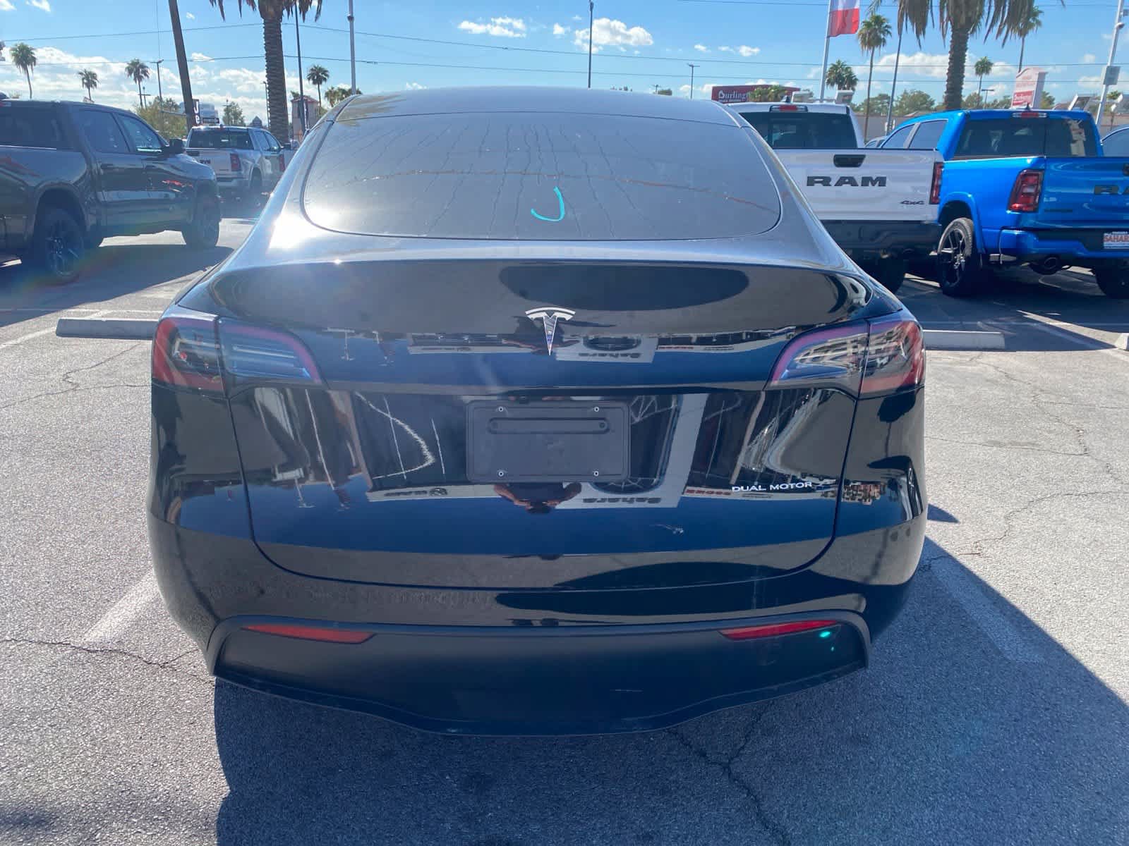 Used 2025 Tesla Model Y Long Range AWD/4WD image 7