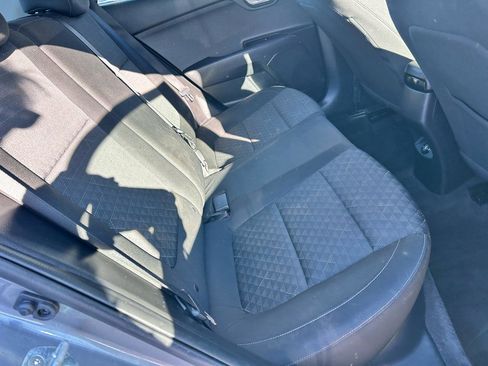 Used 2022 Kia Rio S FWD image 12