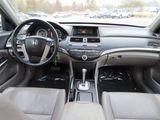 Used 2010 Honda Accord EX-L image 5