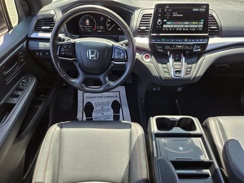 Used 2025 Honda Odyssey Sport-L image 12