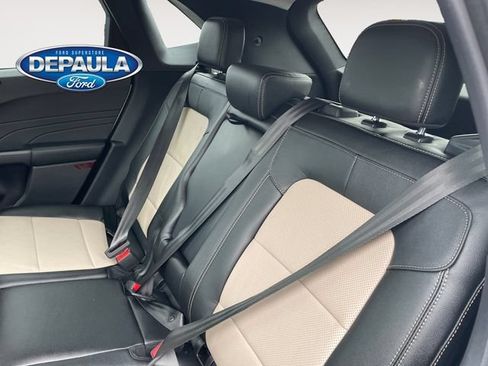 Used 2022 Ford Escape Titanium w/ Titanium Elite Package AWD/4WD image 17