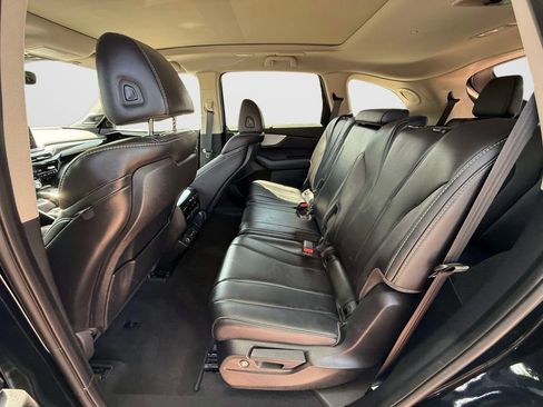 Certified 2025 Acura MDX FWD w/ Technology Package image 10