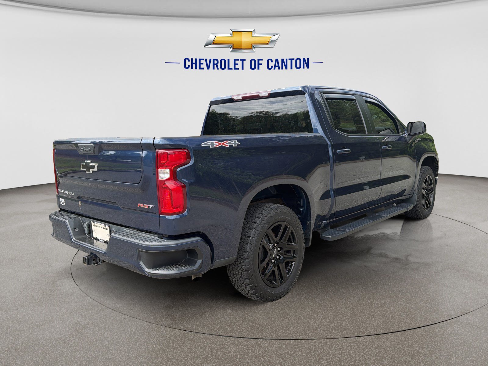 Used 2022 Chevrolet Silverado 1500 RST AWD/4WD image 5