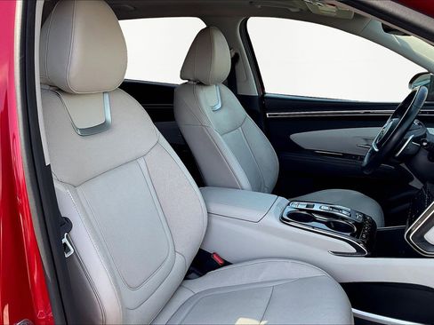 Used 2023 Hyundai Tucson Limited image 28