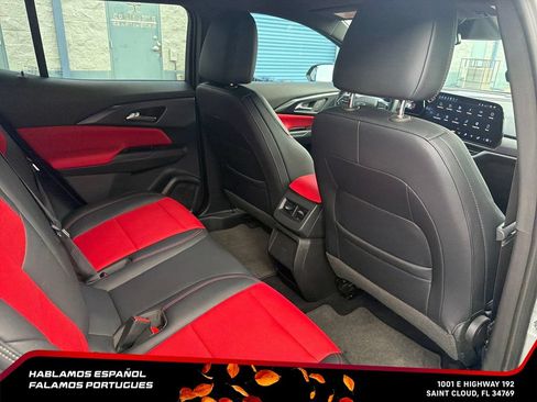 Certified 2024 Chevrolet Equinox EV RS FWD image 31