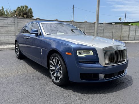 Used 2019 Rolls-Royce Ghost RWD image 8