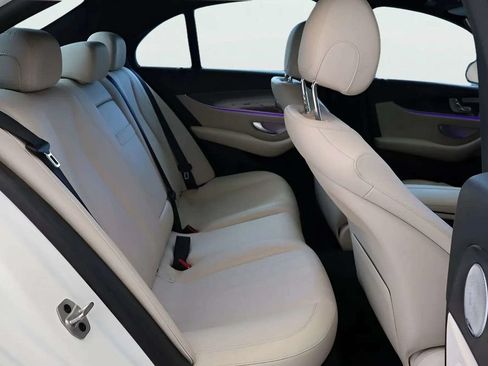 Used 2020 Mercedes-Benz E 450 4MATIC Sedan image 16