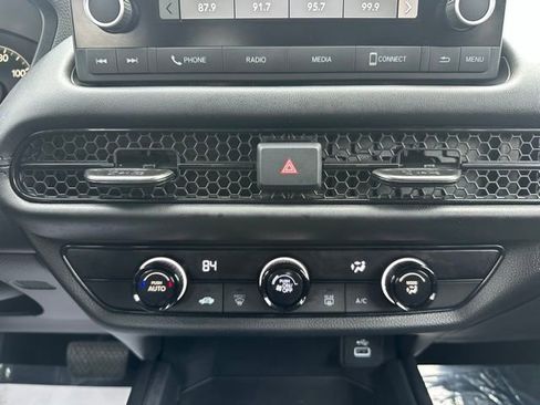 Used 2024 Honda HR-V LX image 30