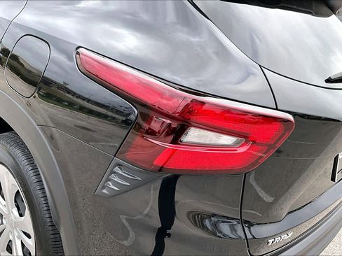 Used 2024 Chevrolet Trax LS w/ Driver Confidence Package image 29