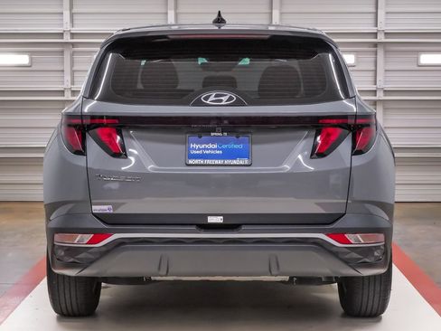Certified 2024 Hyundai Tucson SE image 7