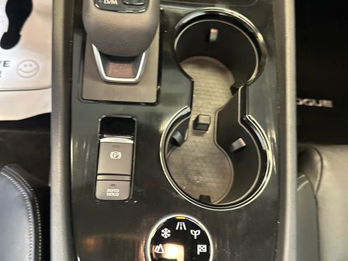 Certified 2025 Nissan Rogue SL w/ Tech Package AWD/4WD image 33
