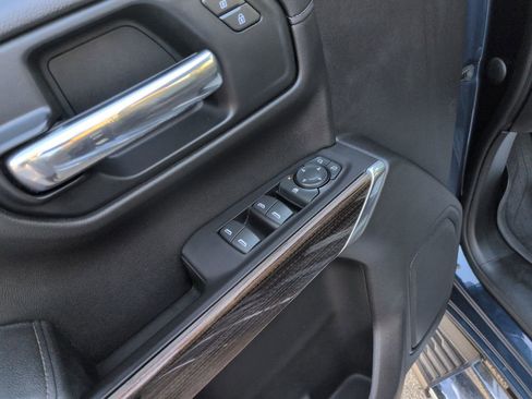 Used 2019 Chevrolet Silverado 1500 LT w/ All-Star Edition AWD/4WD image 11