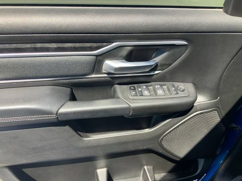 Used 2022 RAM 1500 Big Horn AWD/4WD image 13