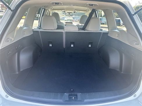 Used 2022 Subaru Forester image 18